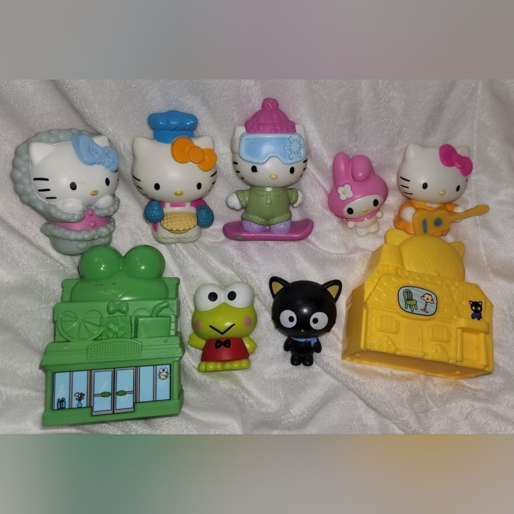 Hello Kitty and Friends Lot